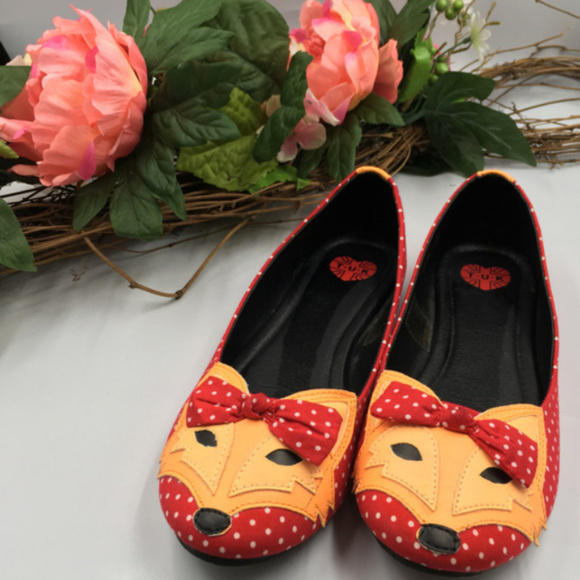 tuk fox shoes